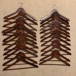 Wooden Clothes Hangers (24 pack)